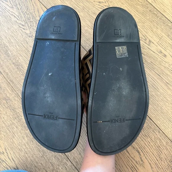 Fendi Zucca FF logo brown Slide Sandals with Buckle - Picture 3 of 10